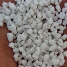 پرلیت بسته بندی 5 لیتری دانه متوسط